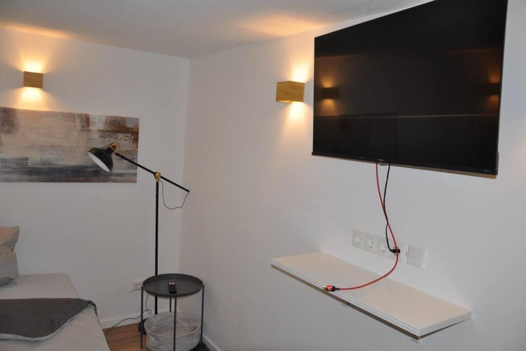 Apartmán Stadtnaher Heller Souterrain Oldenburg Exteriér fotografie