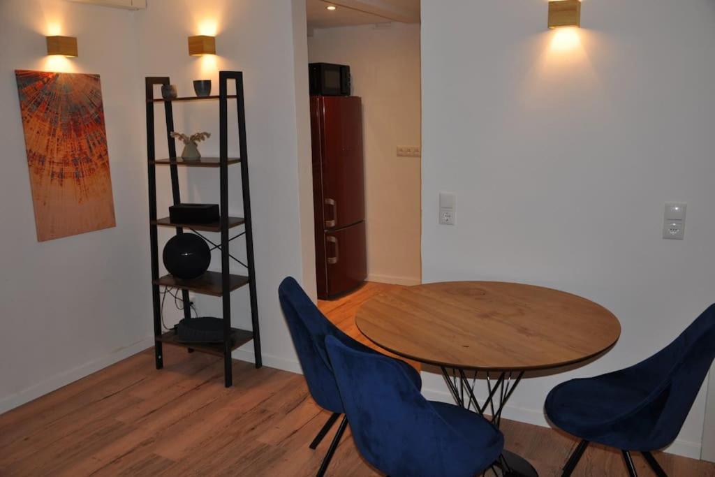Apartmán Stadtnaher Heller Souterrain Oldenburg Exteriér fotografie